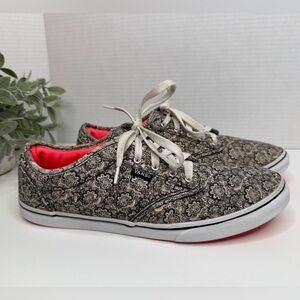 Vans Atwood Paisley Print Sneakers Low Top Black & Creme Skate Women's Size 10